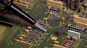 Digital and Analog Oscilloscopes
