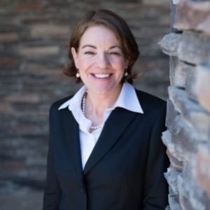 Picture of Elizabeth Macdonald